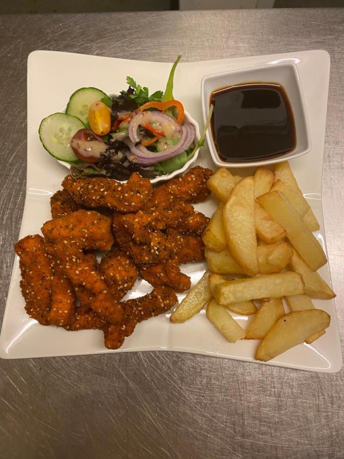 The Albert Inn نايرن المظهر الخارجي الصورة
